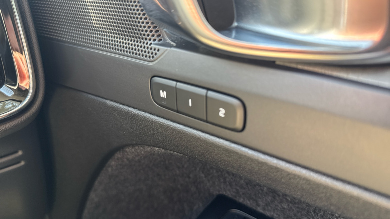 Volvo Xc40 1.5 T3 [163] Inscription 5dr Geartronic Petrol Estate